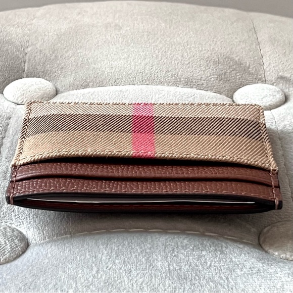 Burberry Check Card Case in Tan - Picture 4 of 9